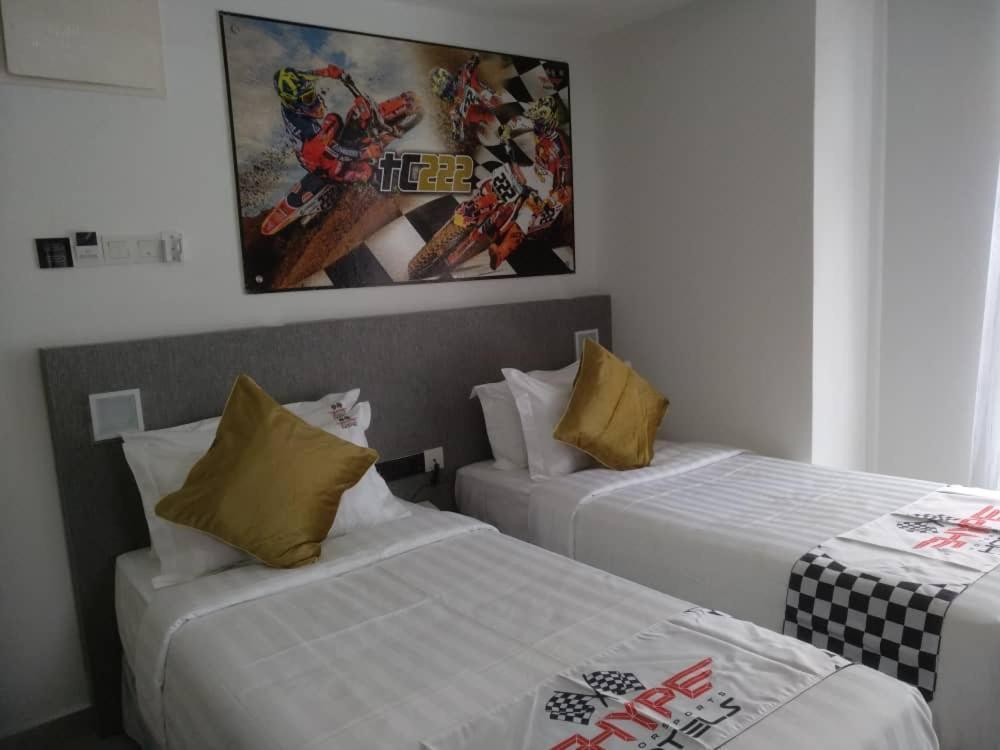 Hype Motorsports Hotel 포트딕슨 외부 사진