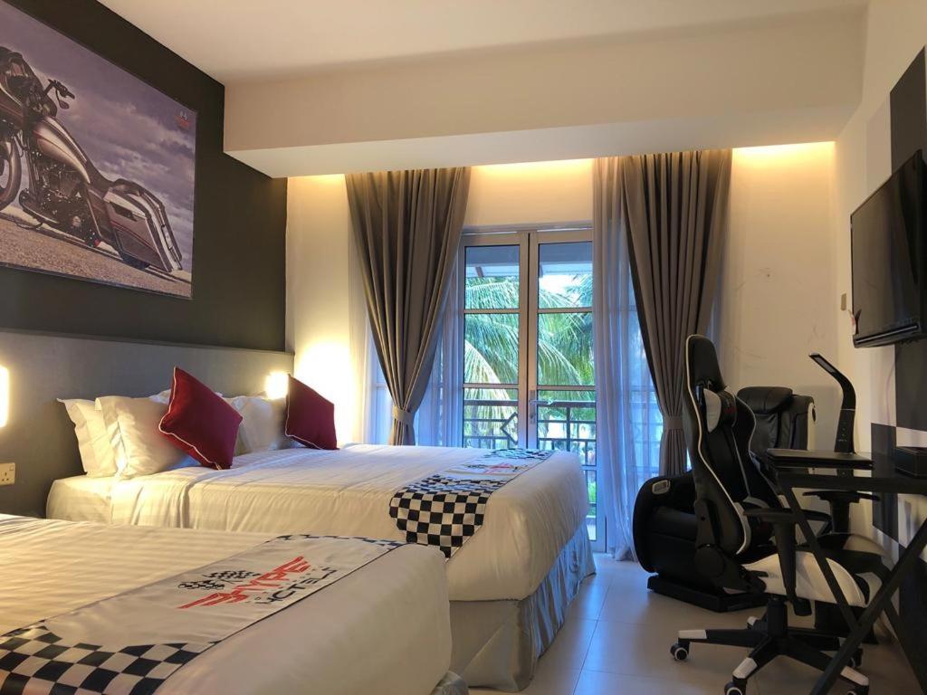 Hype Motorsports Hotel 포트딕슨 외부 사진